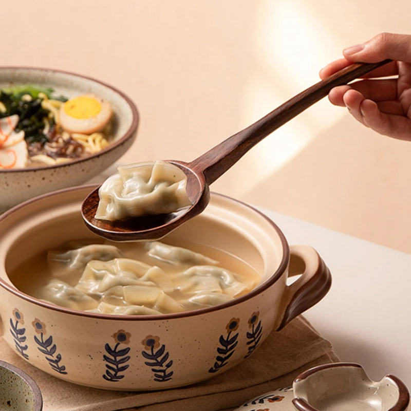 Long Handle Ramen Wooden Spoon - Home Cooking Delivery recension och pris